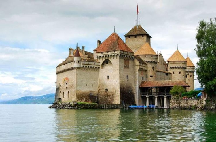 Величественные замки – лучшие представители архитектурного наследия прошлых веков