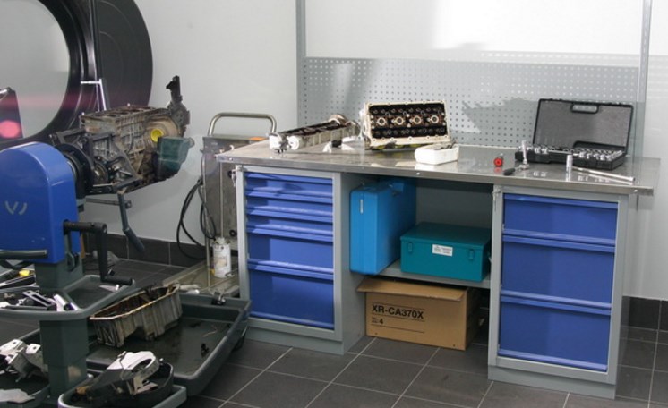 Компания «Юнона» - шкафы для инструментов металлические и другая продукция